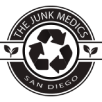 The Junk Medics Logo