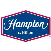 Hampton Inn Kansas City The Legends Logo