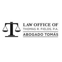 Law Office / Despacho Legal de Thomas R. Fields PA Logo