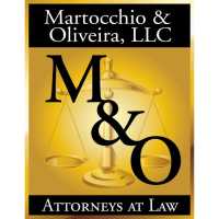 Martocchio & Oliveira LLC Logo