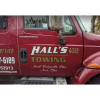 Hall's Towing Logo