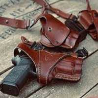 Lone Star Holsters and Slings Logo
