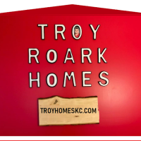Troy Roark Homes Logo