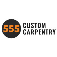 555 Custom Carpentry Logo
