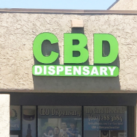 Herbal Risings CBD Dispensary Logo