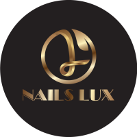 NAILS LUX Logo