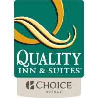 Quality Inn & Suites Salina National Forest Area Logo