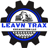 Leavn Trax Excavation LLC Logo