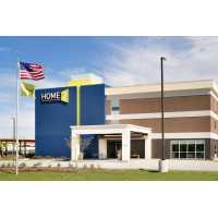 Home2 Suites by Hilton Baton Rouge Logo