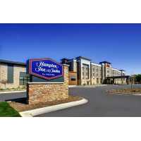 Hampton Inn & Suites Milwaukee West Logo