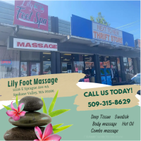 Lily Foot Massage Logo
