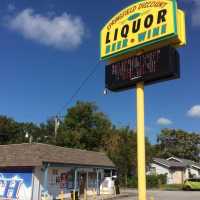 Springfield Discount Liquor Logo