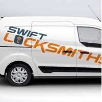 Swift Locksmith Logo