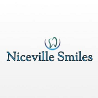 Niceville Smiles Logo