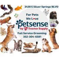 Petsense by Tractor Supply Logo