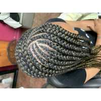 Hayward African hair braiding Logo