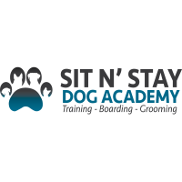 Inghram's Sit N Stay Dog Academy Logo