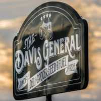The Davis General Logo